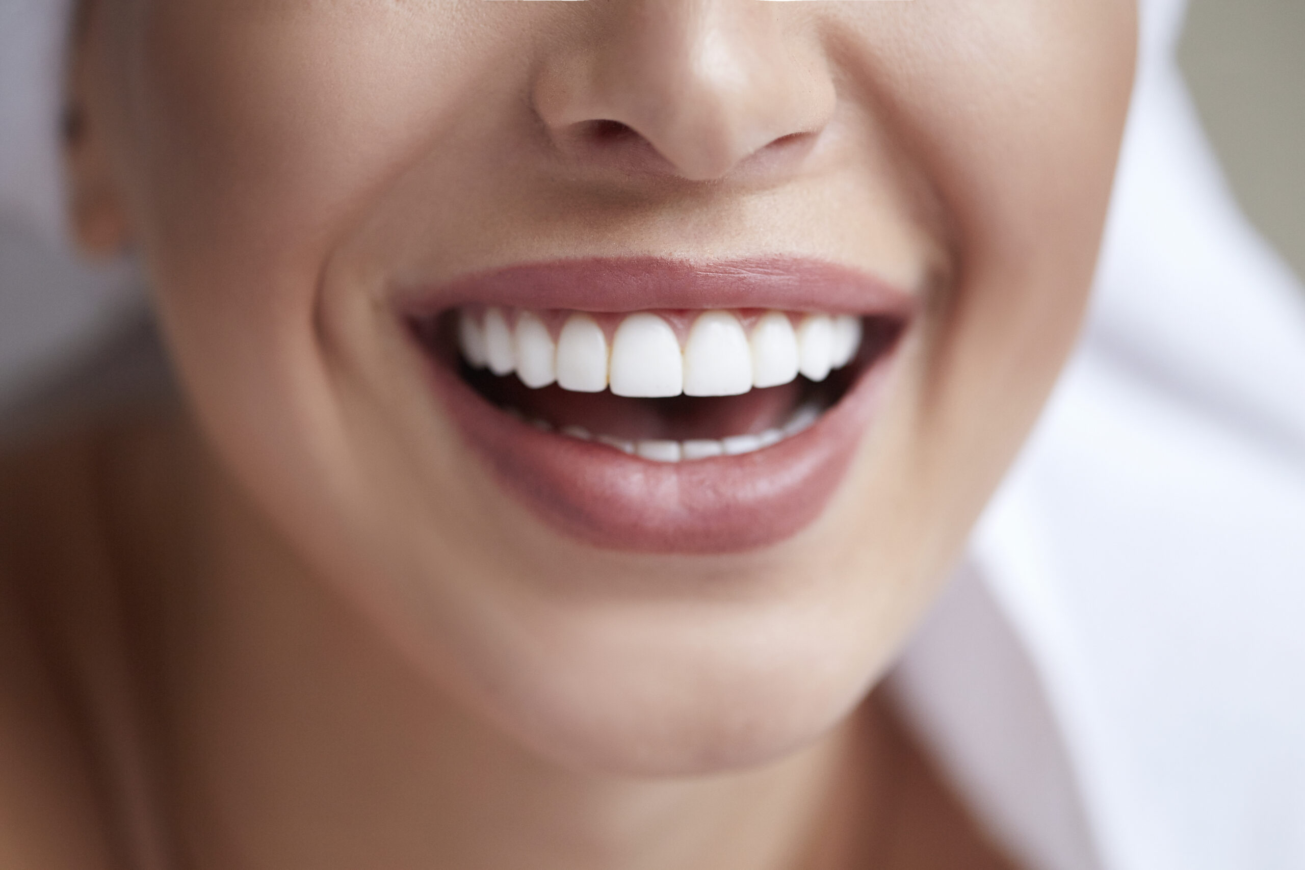 Uśmiech dziąsłowy – toksyna botulinowa